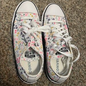 Converse Sneakers - Floral White and Pink